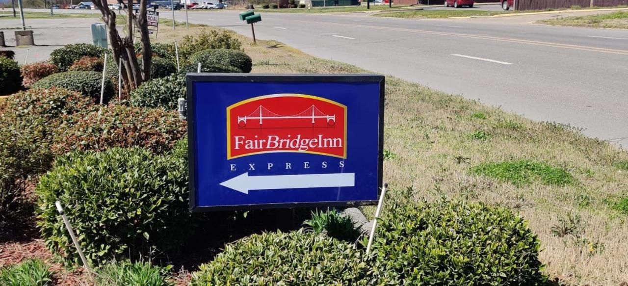 Fairbridge Inn Express Stuttgart Екстер'єр фото